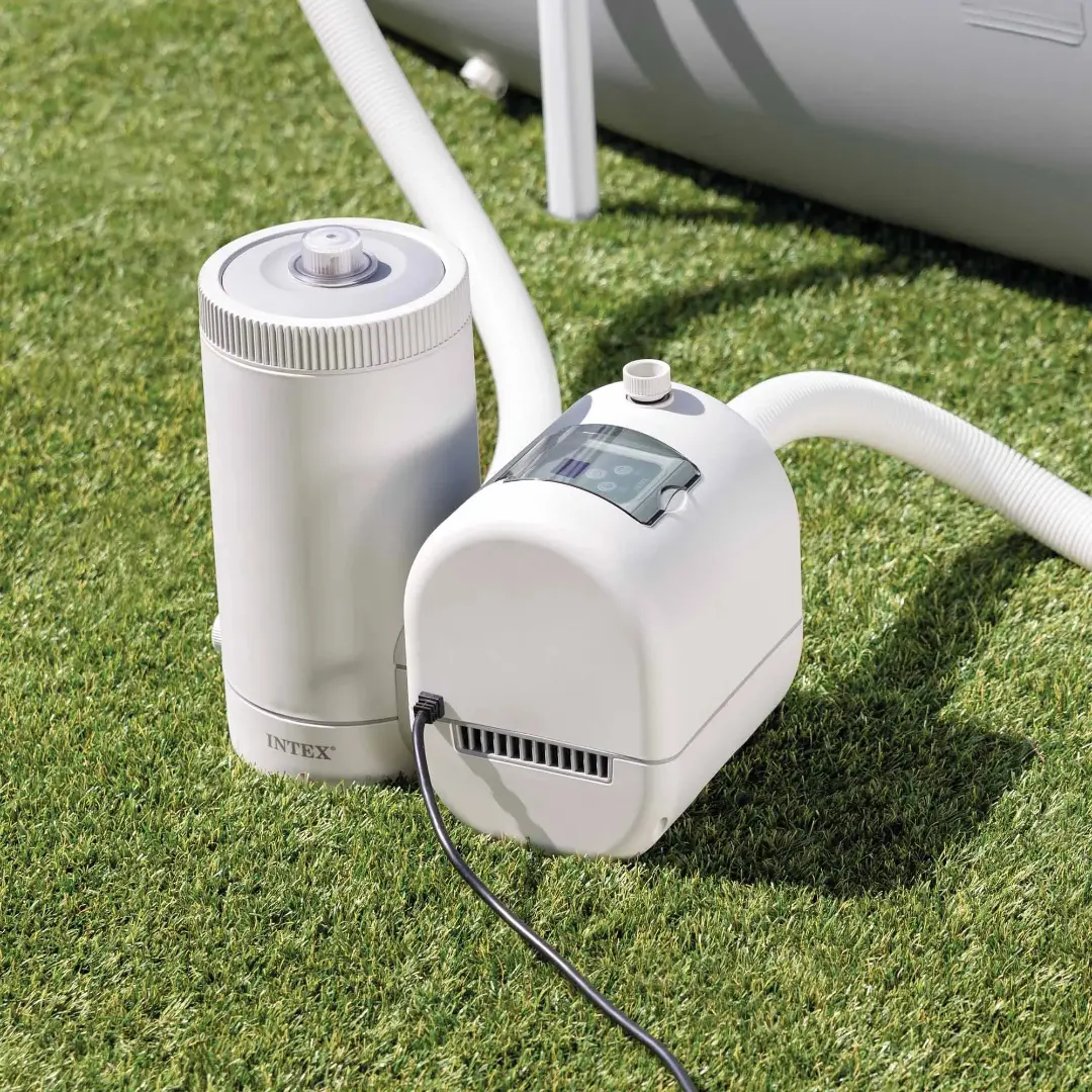 Pulizia immediata con la pompa filtro a Cartuccia Krystal Clear di Intex